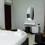 Oli Hotel